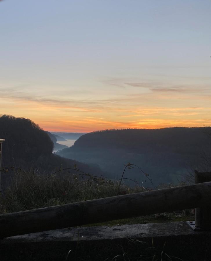 Gite Des Reculees Ladoye-sur-Seille Exteriör bild